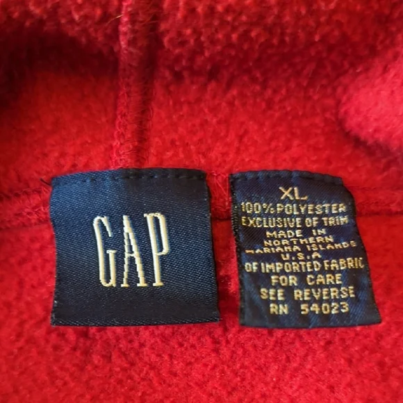 Y2K GAP Red Retro Fleece Hoodie - Picture 3 of 8
